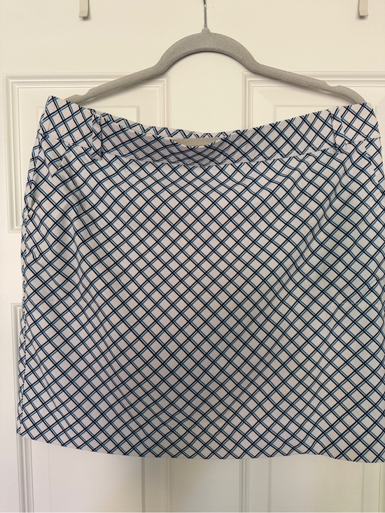 Belyn Key Dresses & Skirts - Belyn Key Women’s White and Navy Diamond Grid Golf Skirt Size Large
